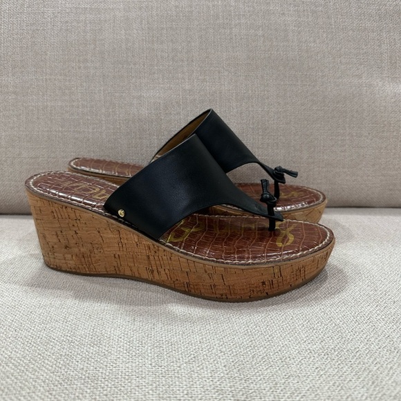 Sam Edelman Black Leather Wedge Sandals size 8.5 - Picture 2 of 6